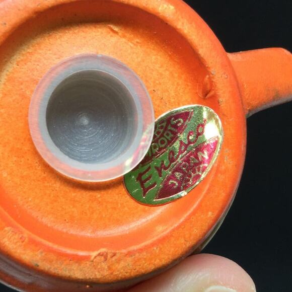 VTG Enesco Salt and Pepper Shakers Free Lunch Bar & Grill - Picture 4 of 6